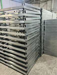 Poste de Cerca de Aluminio Negro Personalizado con Ranura Deslizante, Cerca de Jardín de Buena Calidad, Modelado 3D Disponible - Product Image 4