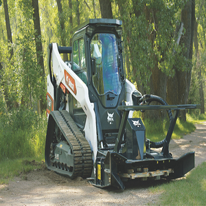Bobcat Chargeuse compacte sur chenilles avec broyeur, accessoires hydrauliques, moteur diesel PLC, roulement, pompe haute efficacité - Product Image 5