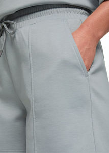 Shorts sur mesure 100 % coton pour femme, avec logo imprimé personnalisé, couleur unie, coupe classique, confortable, style vintage, respirant et élastique - Product Image 6