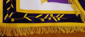 Tablier maçonnique OES Ventoria Enterprises, broderie à la main en fils dorés, velours violet, franges dorées, équerre et compas G - Product Image 2