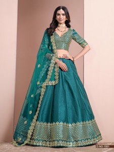 Lehenga Choli Moderne en Soie Artificielle avec Blouse pour Mariages, Diwali et Soirées - Modèle Longueur au Sol - Product Image 3