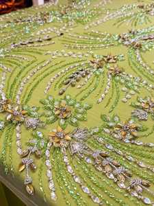 ผ้าลูกไม้ปักลายประดับเลื่อมสำหรับชุดแต่งงาน ชุดราตรี ชุดออกงาน และเสื้อผ้าดีไซเนอร์ - Product Image 3