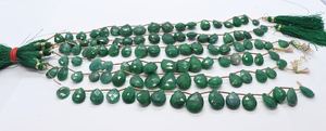 Perles d'émeraude facettées en forme de poire, perles de corindon émeraude, perles de pierres précieuses émeraude, perles d'émeraude facettées pour la création de bijoux - Product Image 2