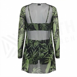 Ensemble de maillot de bain 2 pièces pour femme, imprimé feuilles tropicales, avec haut dos nu et short de plage - Product Image 2