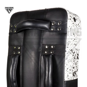 White Black Color Durable Shock Absorbing Boxing <b>Shield</b> With Adjustable Straps PVC Boxing Target For Martial Arts Training - Product Image 6