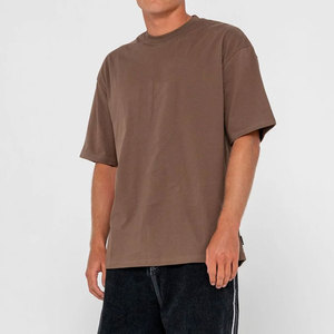 เสื้อยืดผู้ผลิตเสื้อผ้าสั่งทำ ผ้า 180 แกรม น้ำหนักเบา ใส่สบายสำหรับฤดูร้อน แขนสั้น ทรงปกติ ยืดหยุ่น ระบายอากาศได้ดี - Product Image 5