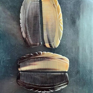 Peigne à cheveux en corne de buffle et de bœuf de haute qualité, Feng Shui religieux, fait main, poli, taille personnalisée, couleur naturelle - Product Image 1