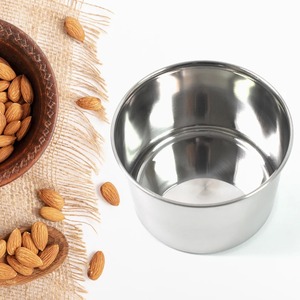 Conteneur de stockage alimentaire en acier inoxydable avec couvercle en plastique, forme cylindrique, hermétique, préservation de la fraîcheur, utilisation en cuisine, minimaliste - Product Image 5