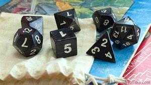 Ensemble de dés polyédriques en acrylique écologique rustique poli, 7 pièces, pour les jeux de rôle Dungeons and Dragons - Product Image 5