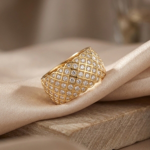 Anillo de compromiso con diseño de rombos acolchados, diamantes cultivados en laboratorio, patrón de entrelazado cruzado, banda ancha llamativa, chapado en oro, anillo de boda de lujo - Product Image 4