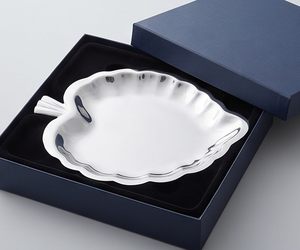 Plateau de service élégant en forme de feuille, finition polie, avec poignée, pour usage résidentiel, événements de mariage, restaurants et cadeaux - Product Image 6