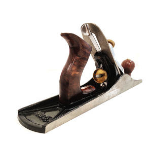 Woodworking Plane With Wooden Handle And Steel Body For Precision Carpentry Tasks - Product Image 2