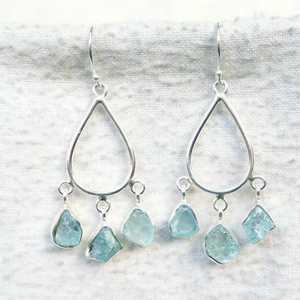 Pendientes de Aguamarina Cruda Hechos a Mano, Plata de Ley 925, Joyería Moderna Minimalista - Product Image 2