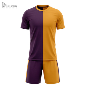 Tenue de football personnalisée OEM sublimée, maillot de foot bicolore à blocs de couleur, sans manches, unisexe, avec short assorti, respirant et à séchage rapide - Product Image 1