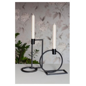 Portavelas de metal hecho a mano diseñado para una decoración elegante del hogar, iluminación ambiental y exhibiciones de mesa con estilo. - Product Image 1