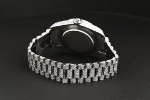 นาฬิกาสปอร์ตฮิปฮอปสุดหรูขนาด 41 มม. แบบสั่งทำพิเศษ ประดับเพชร VVS มอยส์ซาไนต์ สายสแตนเลสสตีลแบบฝังเพชรเต็มเส้น หน้าปัดตัวเลขโรมัน - Product Image 2