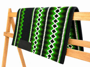 Tapis de selle classique en laine à motif géométrique vert, doublure polaire, rembourrage en polyester, polyvalent pour l'équitation - Product Image 1