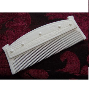 Peigne à cheveux Viking 100% naturel en os, fait main, style animalier, durable, forme ronde, pour massage et grattage de la tête, artisanat naturel - Product Image 4