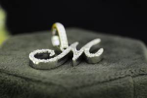 Colgante Personalizado con Inicial de Letra y Nombre en Moissanita VVS, Chapado en Oro sobre Plata 925, Joyería de Lujo Certificada, Regalos de Hip Hop - Product Image 2