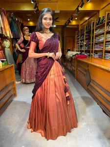 Lehenga Choli Royal Flora Designer Blossom Trail en soie enchantée, tissu respirant en soie, tenue traditionnelle parfaite. - Product Image 2