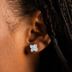 Pendientes de Plata de Ley 925 con Moissanita en Forma de Flor, Color D, Claridad VVS, Tipo Trébol, para Mujer - Product Image 3
