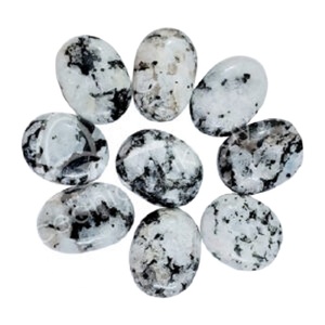 Figurine de protection en pierre de lune arc-en-ciel blanche et agate, faite à la main, pour soulager l'anxiété et le stress, cristal de guérison, respectueuse de l'environnement - Product Image 1