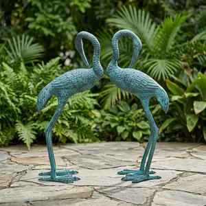 Par de Esculturas de Grullas Metálicas Hechas a Mano con Acabado Envejecido, Figuras de Aves Contemporáneas para Decoración de Mesa - Product Image 6