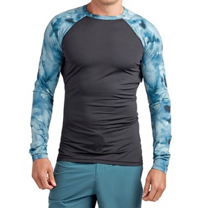 Custom <b>Men's</b> Long Sleeve Rash Guard Moisture Wicking Sportswear Top with Private Label Service Bulk Supply - Product Image 1