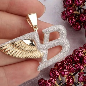 Colgante de Plata de Ley con Diseño de Letra Alada, Estilo Hip Hop, con Incrustaciones de Moissanita, Bañado en Rodio/Oro, Colgantes Finos para Fiesta - Product Image 1
