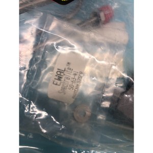 Varian E17085440 CGA DISS, 632, PHOS, Parker - Equipo y Piezas de Semiconductores de Confianza de Marca Global - Product Image 3