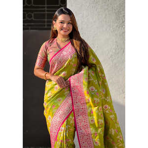 Sari de Seda Suave Banarasi Verde Mehandi con Contraste Jaal y Tejido Zari, Pañuelo Premium Elite Weaves 0.65g - Product Image 2