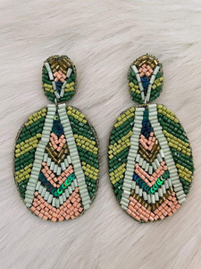 Pendientes Bordados para Mujer, Joyería de Mardi Gras, Pendientes Divertidos con Cuentas de la India, Pendientes Hechos a Mano para Mujer por MD HANDICRAFTS - Product Image 5