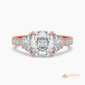Anillo de compromiso de moissanita de corte ovalado en plata de ley chapada en oro rosa con halo oculto y engaste de puntas, regalo nupcial de lujo para mujer, EE. UU. - Product Image 1
