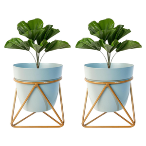 Ensemble de 2 jardinières en métal bleu clair avec supports en fer, élégantes jardinières surélevées pour la décoration de jardin intérieur moderne - Product Image 1