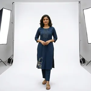 Cotton Embroidered Kurta With <b>Three</b> Quarter Sleeves Crew Neck Loose Fit Casual Daily Wear - Product Image 5