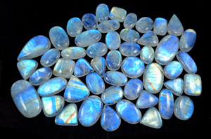 Natural <b>White</b> Rainbow Moonstone Smooth Loose Gemstone Cabochon Form Radha Arts for Jewelry Making Manufacturer Online Sale - Product Image 2
