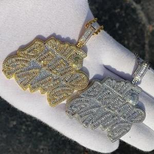 Colgante de Cruz Hip Hop Contemporáneo con Piedras de Moissanita Premium, Joyería de Moda Dorada Unisex, Regalo para Hombres y Mujeres - Product Image 4