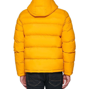 Vente en gros de doudounes de canard jaune pour homme, style rue, col montant à capuche, toile légère, service OEM, saison d'hiver XS - Product Image 2