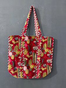 Bolso Tote Acolchado Kantha Hecho a Mano, Personalizable, Grande, Estilo Boho, para Playa y Viajes, Bolso de Compras Bordado con Bolsillo Interior, Color Sólido - Product Image 3