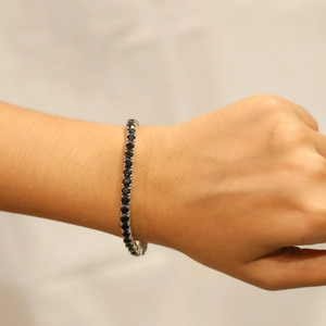 Pulsera de tenis Rhaya Jewels Modelo 568 de plata de ley 925 maciza con ónix negro clásico de 4 mm, chapada en rodio, para boda, de alta demanda - Product Image 2
