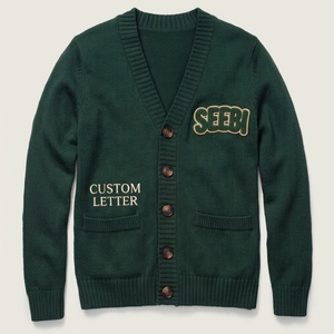 Cárdigan de punto negro con cuello en V para mujer, manga larga, abotonado, suéter informal con parche de letras bordadas, estilo universitario vintage de invierno - Product Image 3