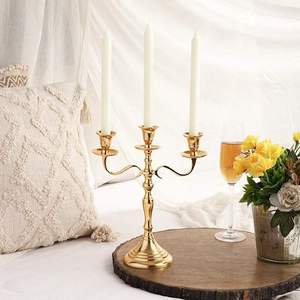 Porte-bougie élégant en métal doré à 3 bras de qualité supérieure, bougeoir élégant pour mariage, fête, intérieur de maison à prix avantageux - Product Image 3
