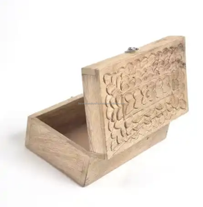 Caja de regalo de madera con acabado natural Caja decorativa de madera cortada con láser MDF personalizable de la India - Product Image 2