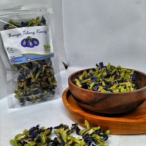 Dried butterfly pea flowers natural blue petals for tea blending drink decoration bulk vietnam supply direct source bulk use - Product Image 1