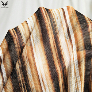 Chemises sur mesure pour hommes, manches longues, coupe ajustée, élégantes, en coton, pour affaires, usage quotidien et promotionnel. - Product Image 5