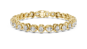 กำไลข้อมือเพชรทรงคุชชั่นแบบฝังขอบทองคำขาว 18K - Product Image 4