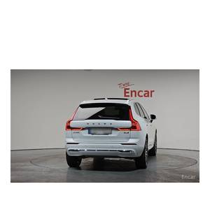 Volvo XC60 B5 Ultimate 2023, Volante a la Izquierda, Caja de Cambios Automática, Asientos de Cuero, Cámara Trasera, Solo 11,176 Km! - Product Image 3