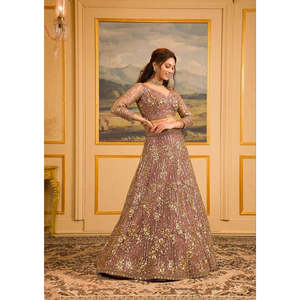 Fiesta china tradicional desgaste elegante Lehenga Choli con bordado de hilo intrincado - Product Image 2