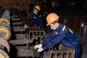 Usine directe E6013 Électrode de soudage toutes positions à faible teneur en carbone 2.5-5.0mm Diamètre 1kg-5kg Emballage Baguettes de soudage à usage général - Product Image 6