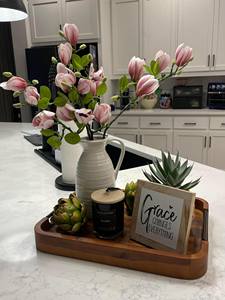 Bandeja de Servir de Madera de Acacia Ecológica y Pulida con Asas, 17x13, Grado Comercial para Catering y Uso en Hoteles y B&B - Product Image 6